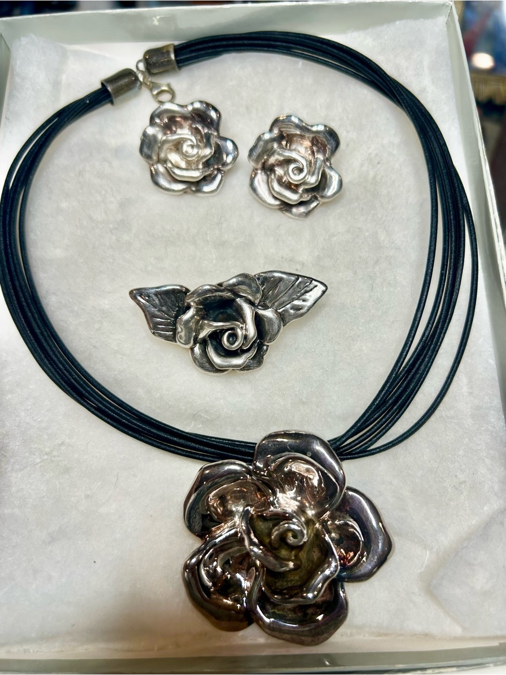 BAT AMI STERLING SILVER necklace, earrings and brooch. Jeweler authenticated.